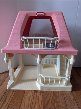 Rare Little Tikes Victorian Dollhouse Pink 1990s Retro Toy - Place & Play